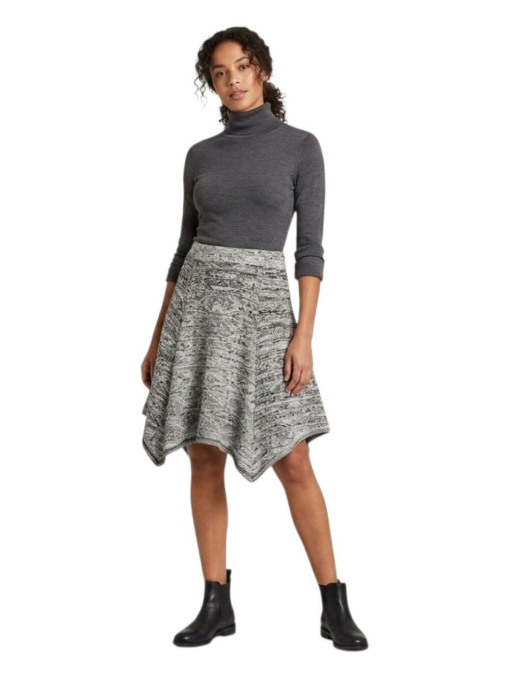 Grifflin | Textured Asymmetrical Gray Circle Skirt High-Waist